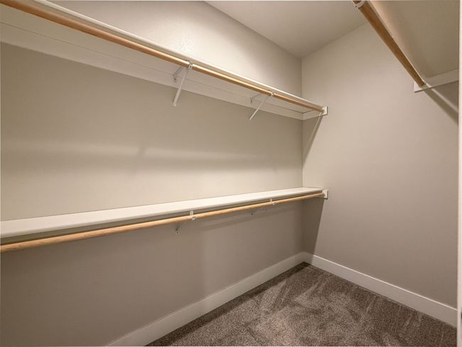 Walk-in closet | Image 26