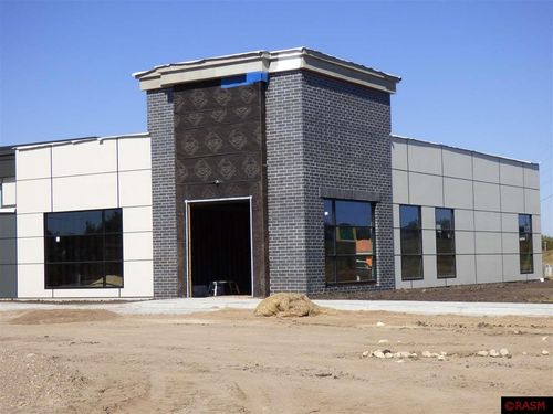 1109 Range St, North Mankato, MN, 56003-2214 | Card Image