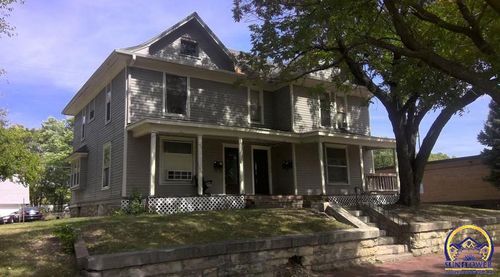 814-sw-6th-ave-812 Sw 6th Ave, Topeka, KS, 66603-3481 | Card Image