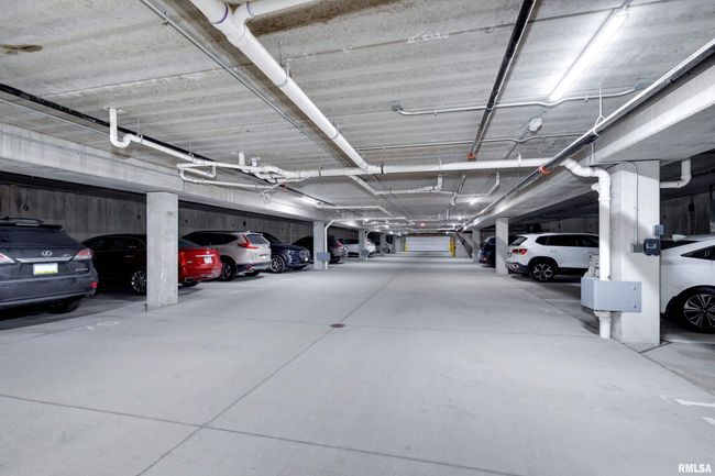 APT-310 - 2592 Middle Rd, Condo with 2 bedrooms, 2 bathrooms and null parking in Bettendorf IA | Image 10