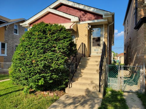 3213 Cuyler Ave, Berwyn, IL, 60402-3507 | Card Image