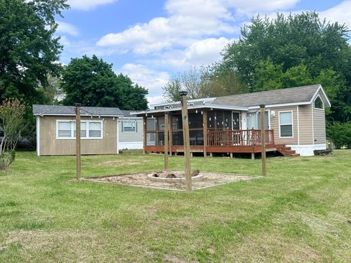 29-379 Woodhaven Dr E, Sublette, IL, 61367 | Card Image