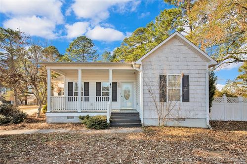 89 Willoughby Dr, Saint Pauls, NC, 28384-8423 | Card Image