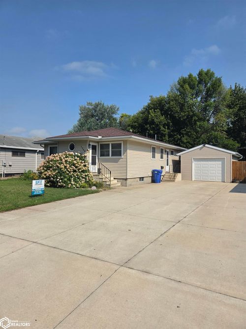 1309 E Elm St, Algona, IA, 50511-2010 | Card Image
