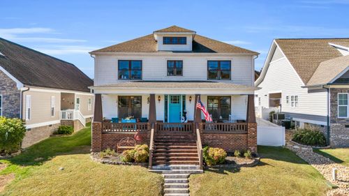 9564 Rookwood Cir, Ooltewah, TN, 37363-1019 | Card Image