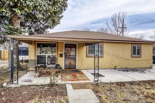 990 Toledo St, Aurora, CO, 80011-6553 | Card Image