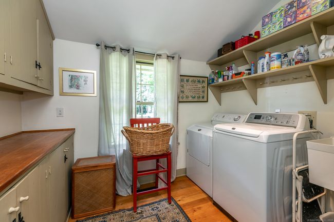 151 Flanders Rd, House other with 3 bedrooms, 3 bathrooms and null parking in Woodbury CT | Image 33