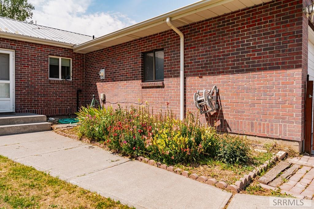 Residential in Shelley 4