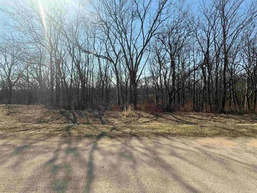 9623 Deerfield Ln, LENA, IL, 61048-9620 | Card Image