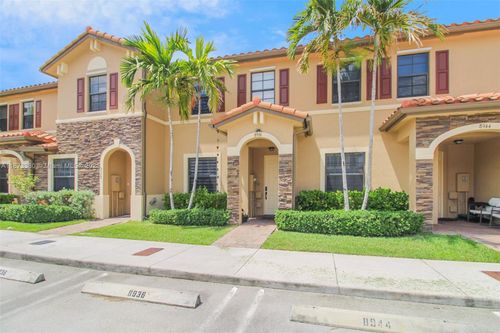 8936 W 35th Ln, Hialeah, FL, 33018-1887 | Card Image