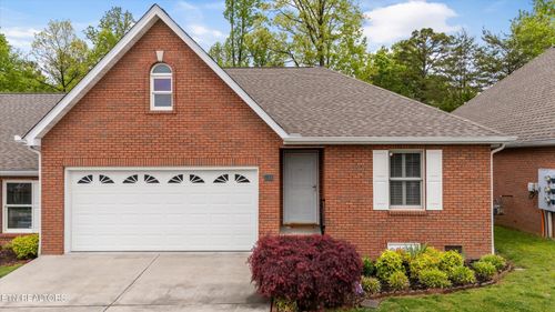 118-135 Creekwood Way, Seymour, TN, 37865-5573 | Card Image