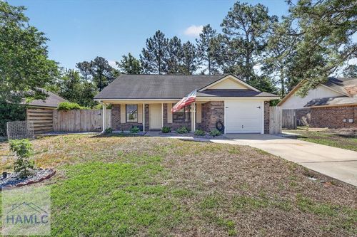 722 Timber Ridge Trl, Hinesville, GA, 31313-6524 | Card Image