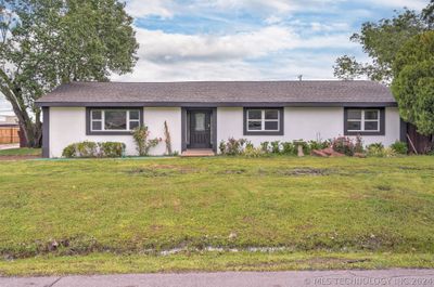 10303 E 12th Street, House other with 4 bedrooms, 3 bathrooms and null parking in Tulsa OK | Image 1