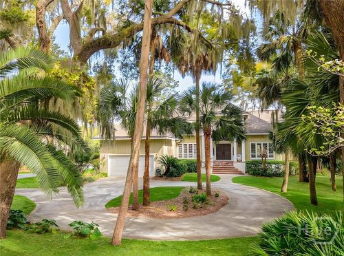 39 Franklin Creek Rd S, Savannah, GA, 31411-2870 | Card Image