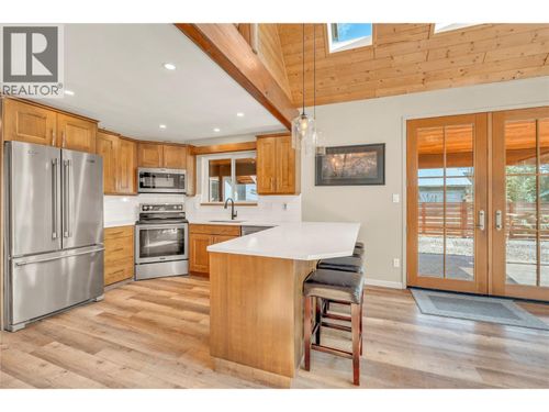 178 2nd St, Tulameen, BC, V0X1W0 | Card Image