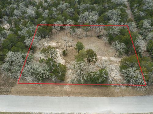 000 Leisure Ln, Cedar Creek, TX, 78612 | Card Image