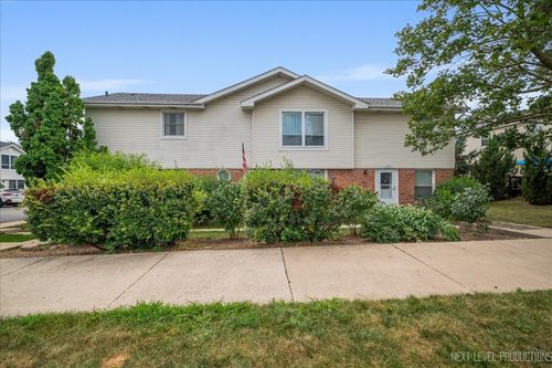 306 Peppertree Ln, Aurora, IL, 60504-4042 | Card Image