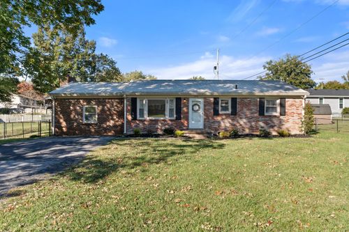 2706 Driftwood Dr, Springfield, TN, 37172-4208 | Card Image