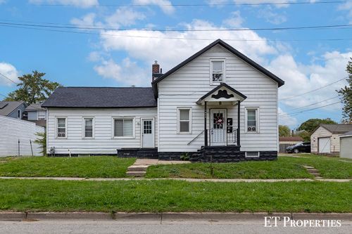 1465 Barclay St, Muskegon, MI, 49441-1837 | Card Image
