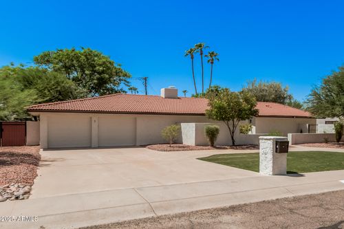 1 W Country Gables Dr, Phoenix, AZ, 85023-5235 | Card Image