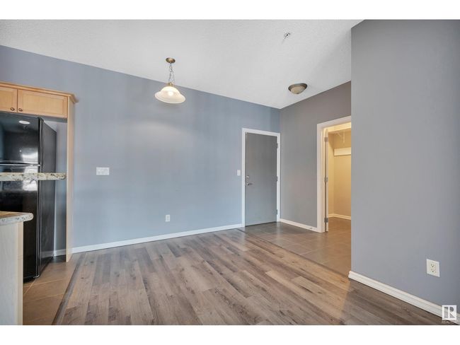 226 Macewan Rd Sw, Condo with 2 bedrooms, 2 bathrooms and 1 parking in Edmonton AB | Image 9