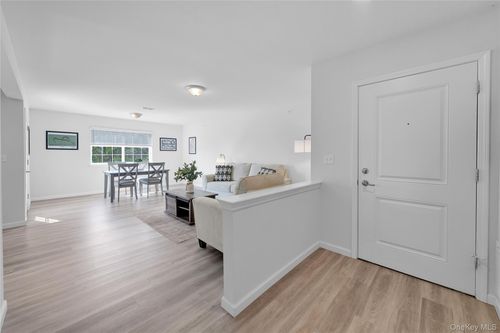 331-206 Golf Links Rd, Middletown, NY, 10940-3588 | Card Image