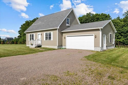 92 Reynolds Rd, Grand Isle, VT, 05458-2119 | Card Image