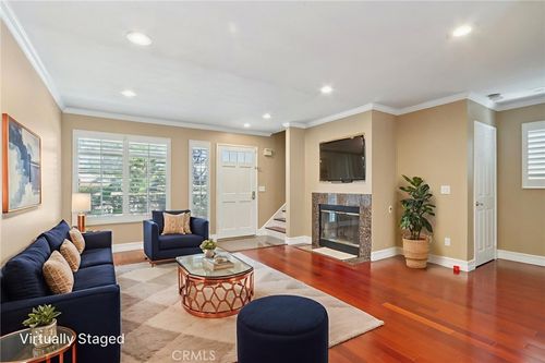 d-8314 Somerset Ranch Rd, Paramount, CA, 90723 | Card Image