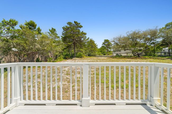 back yard deck off of kitchen area | Image 27