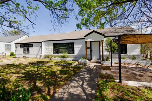 1511 S High St, Brady, TX, 76825-6603 | Card Image