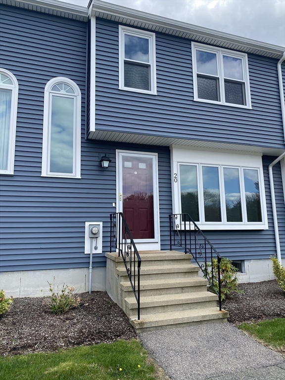 Welch Rd, South Easton, MA 02375