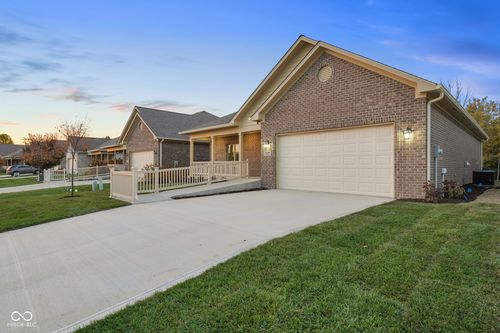 5406 E Commons North Dr, Mooresville, IN, 46158-7328 | Card Image