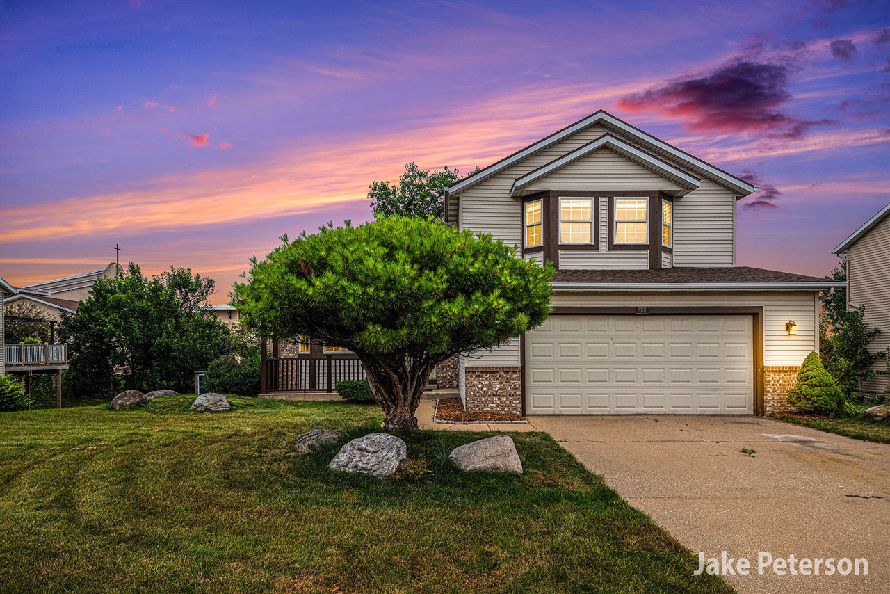 Hartman Ct, Caledonia, MI 49316