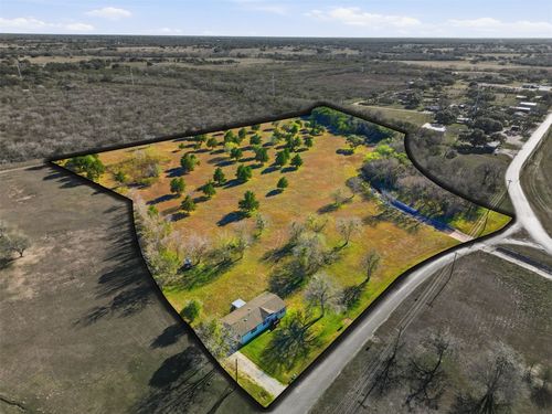 1123 Dunn St, Yoakum, TX, 77995-3109 | Card Image