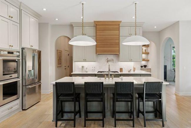 9399 Eagle Ridge Way, House other with 5 bedrooms, 5 bathrooms and null parking in Chanhassen MN | Image 16