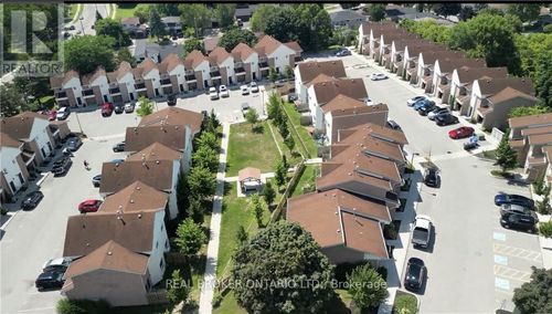 15 Millwood Cres, Kitchener, ON, N2P1X3 | Card Image