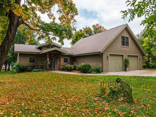 8964 Eyota Way, Onamia, MN, 56359-7949 | Card Image