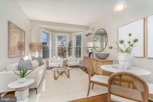 apt-302-1300 Massachusetts Ave Nw, WASHINGTON, DC, 20005-4136 | Card Image