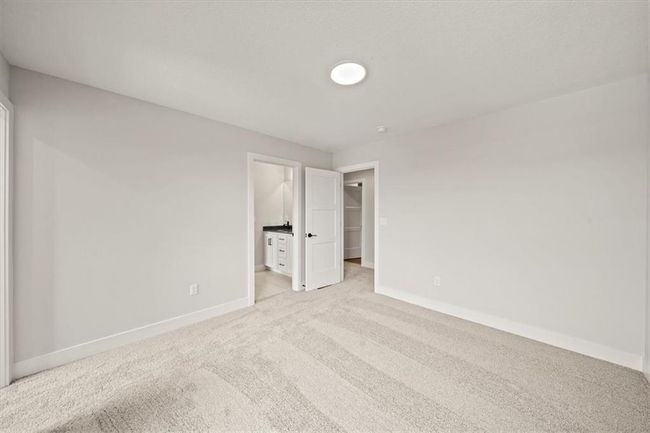 Photo of similar model | Image 30