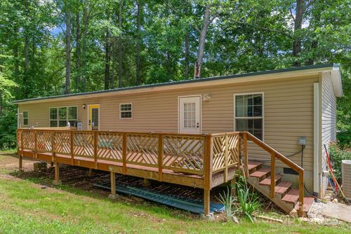 27 Sage Way, Clyde, NC, 28721-7867 | Card Image
