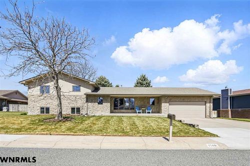 1700 Virginia, Gering, NE, 69341 | Card Image