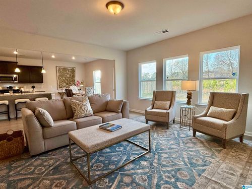 556 Bridlewood Cir, MORRIS, AL, 35116-1032 | Card Image