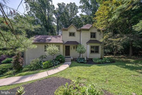 1551 Washington Ln, Jenkintown, PA, 19046-1229 | Card Image
