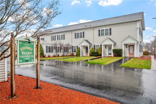 apt-1-200 Cato St, Woonsocket, RI, 02895-3079 | Card Image