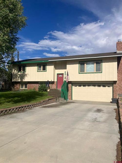 900 N Pine Street, Gunnison, CO, 81230 | Card Image