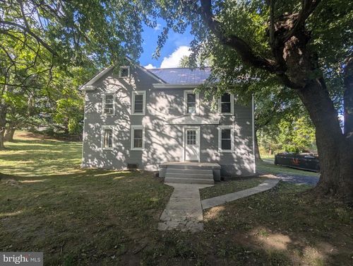 2353 Little Georgetown Rd, HEDGESVILLE, WV, 25427-5928 | Card Image