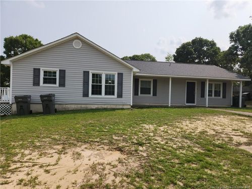 5693 A Archer Rd, Hope Mills, NC, 28348-2250 | Card Image
