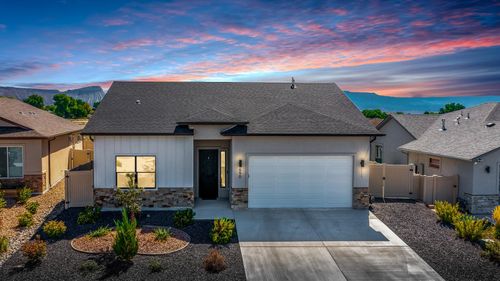 690 Eadin Ln, Grand Junction, CO, 81504-5899 | Card Image