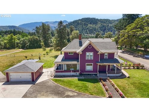 221 Main St, Riddle, OR, 97469-8612 | Card Image