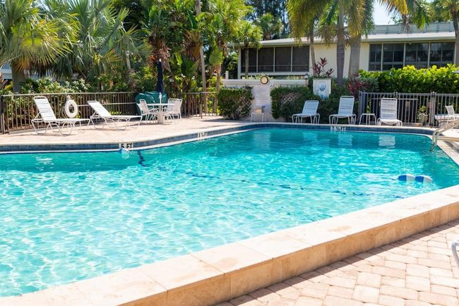 UNIT-111 - 600 Manatee Ave, Condo with 2 bedrooms, 2 bathrooms and null parking in Holmes Beach FL | Image 21